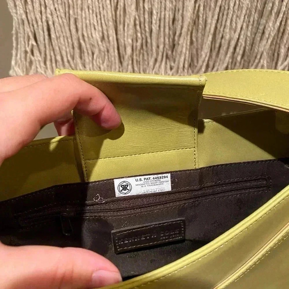 Y2K 90s GREEN KENNETH COLE SHOULDER BAG - Picture 3 of 6